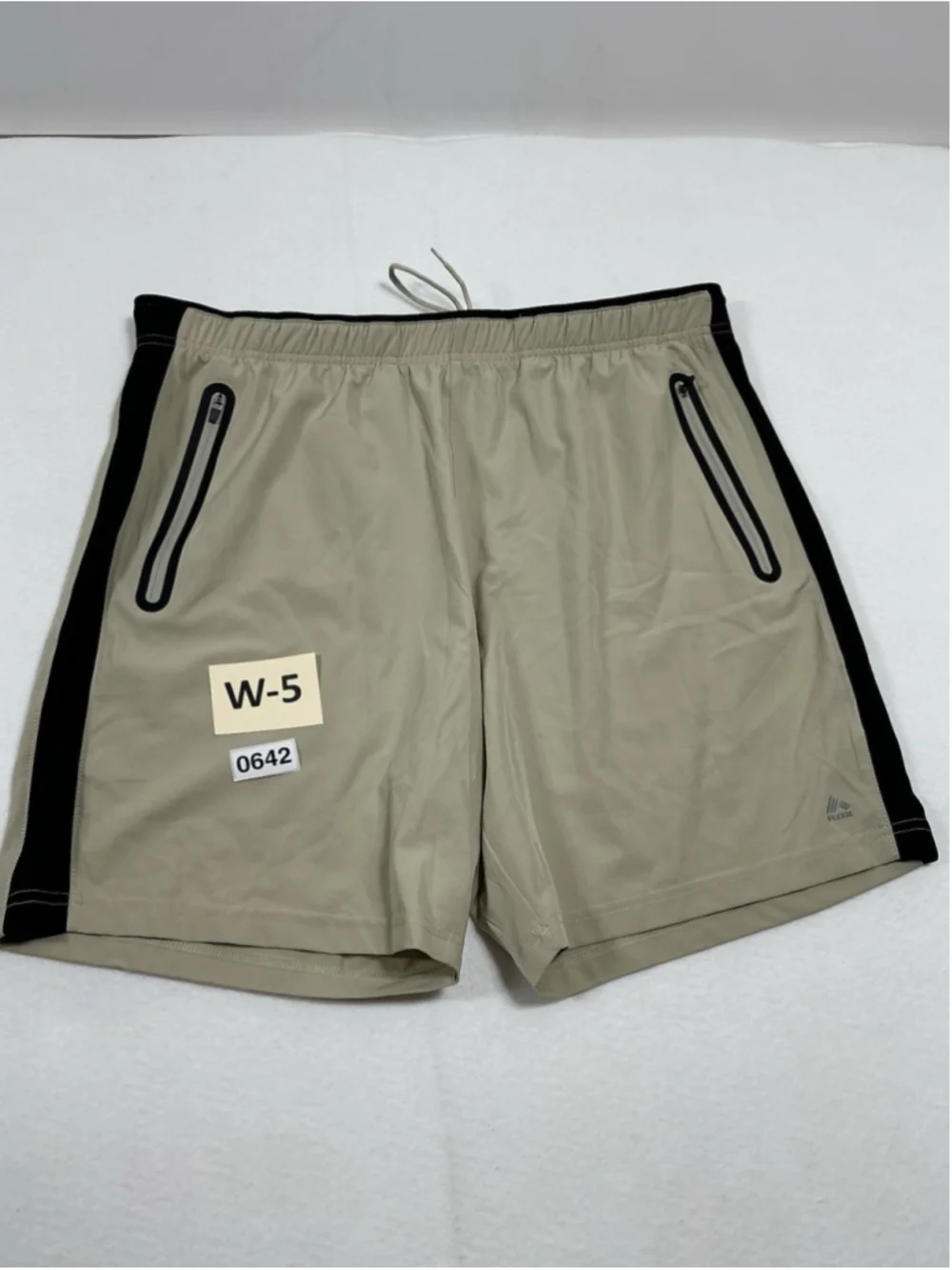 Men’s NWT RBX Performance Pullon Training Shorts XL Beige Black